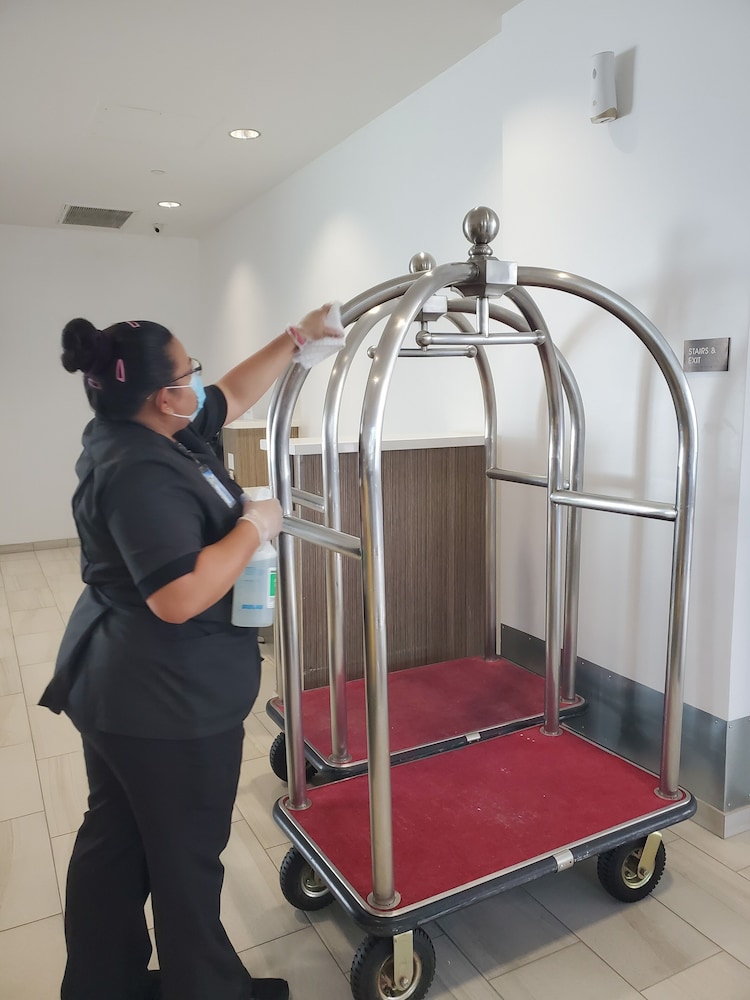 Imagen de los interiores del Hotel Wyndham Anaheim. Foto 19