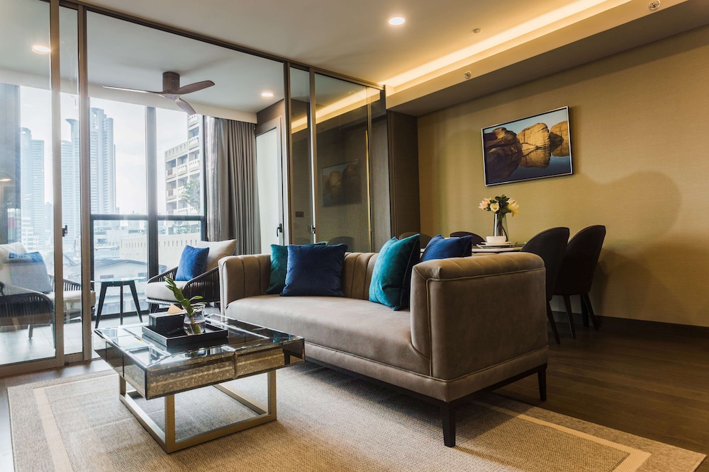 Imagen de la habitación del Hotel Wyndham Bangkok Queen Convention Centre. Foto 7