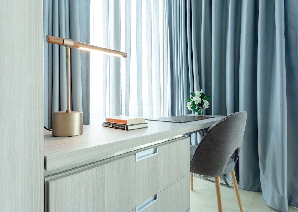 Imagen de la habitación del Hotel Wyndham Bangkok Queen Convention Centre. Foto 11