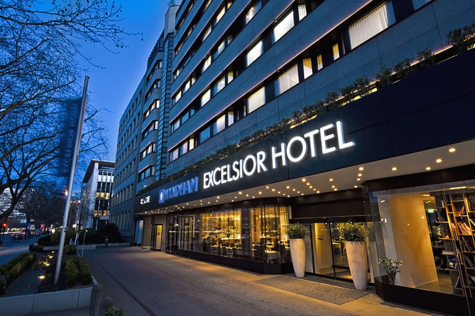 Imagen general del Hotel Wyndham Berlin Excelsior. Foto 2