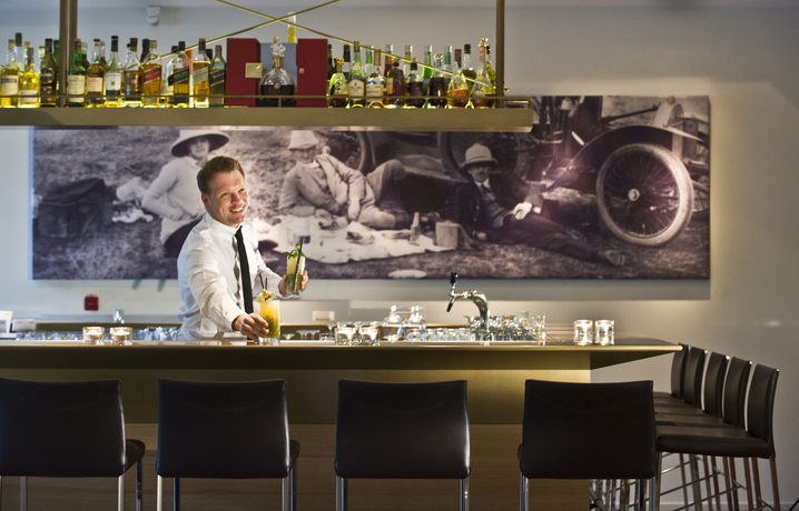 Imagen del bar/restaurante del Hotel Wyndham Berlin Excelsior. Foto 4