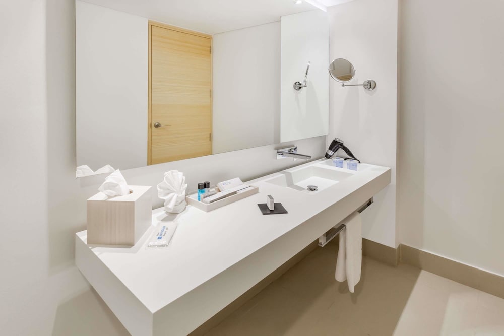 Imagen de la habitación del Hotel Wyndham Bogotá. Foto 9