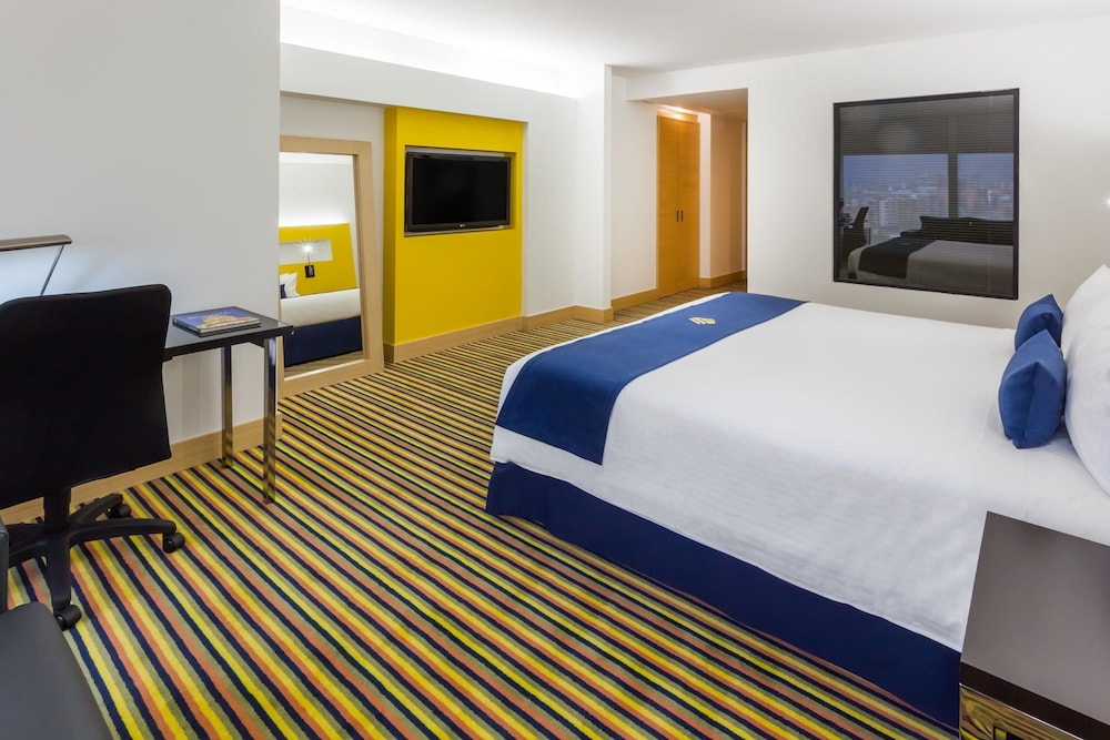 Imagen de la habitación del Hotel Wyndham Bogotá. Foto 12