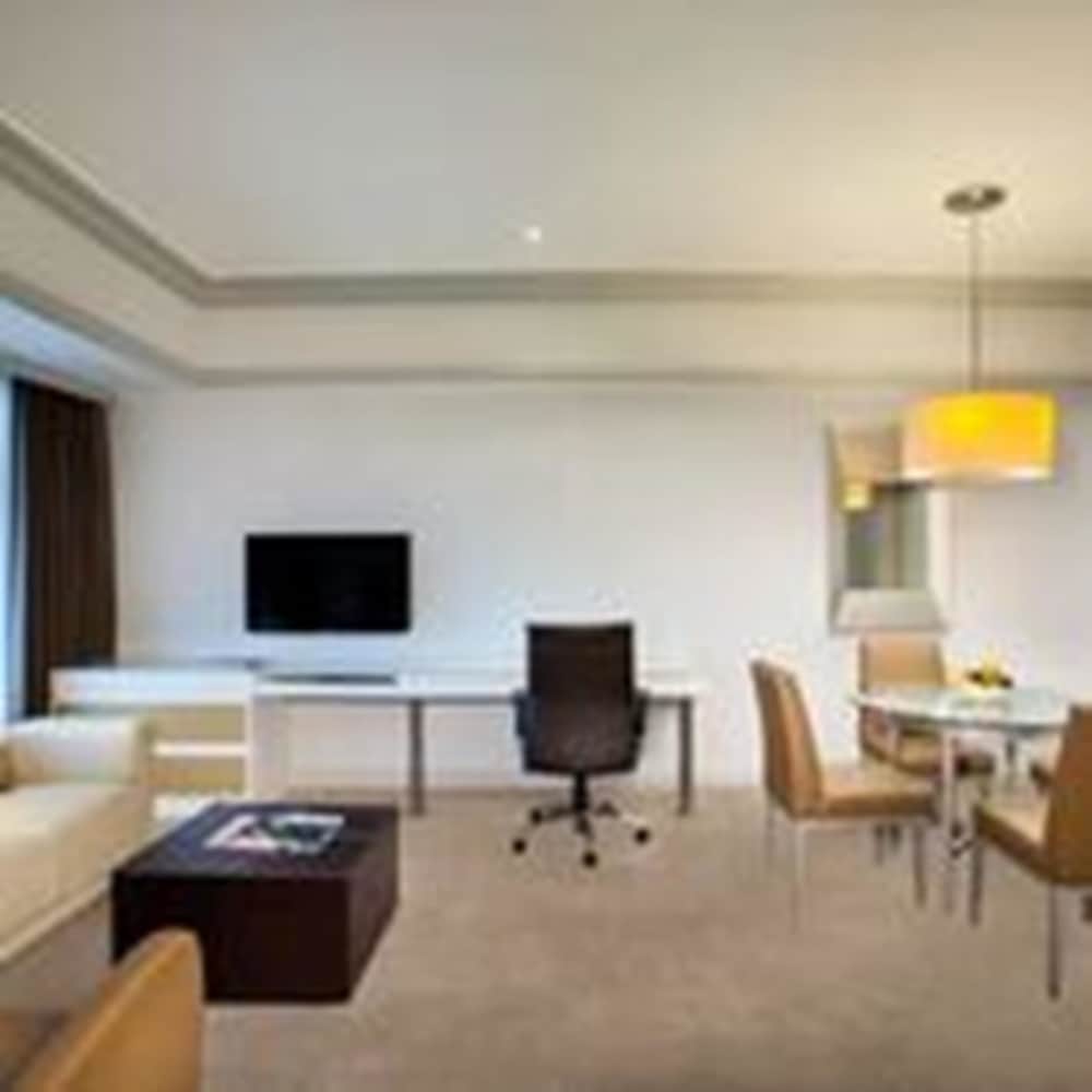 Imagen de la habitación del Hotel Wyndham Casablanca Jakarta. Foto 19
