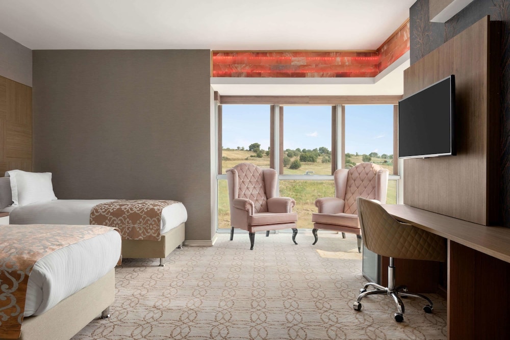 Imagen de la habitación del Hotel Wyndham Cerkezkoy. Foto 2