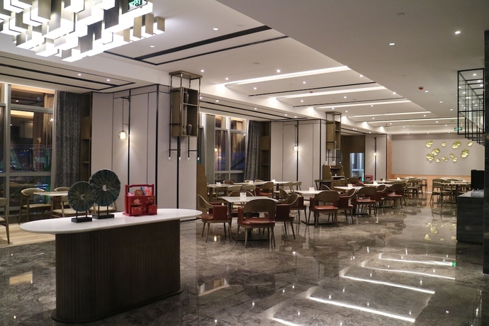 Imagen del bar/restaurante del Hotel Wyndham Changsha South. Foto 2