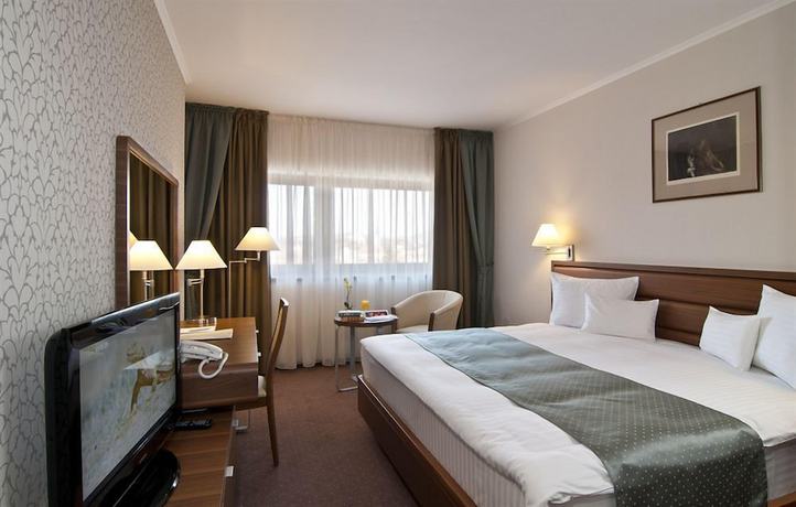Imagen de la habitación del Hotel Wyndham Cluj. Foto 11