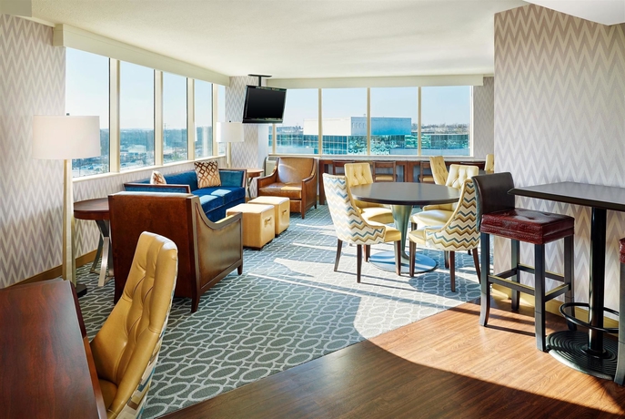 Imagen del bar/restaurante del Hotel Wyndham College Park North / Washington Dc Area. Foto 6