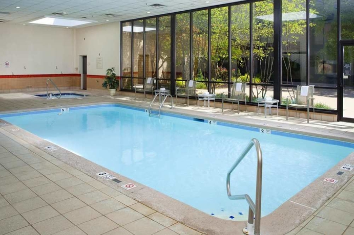 Imagen de la piscina del Hotel Wyndham Columbus. Foto 13