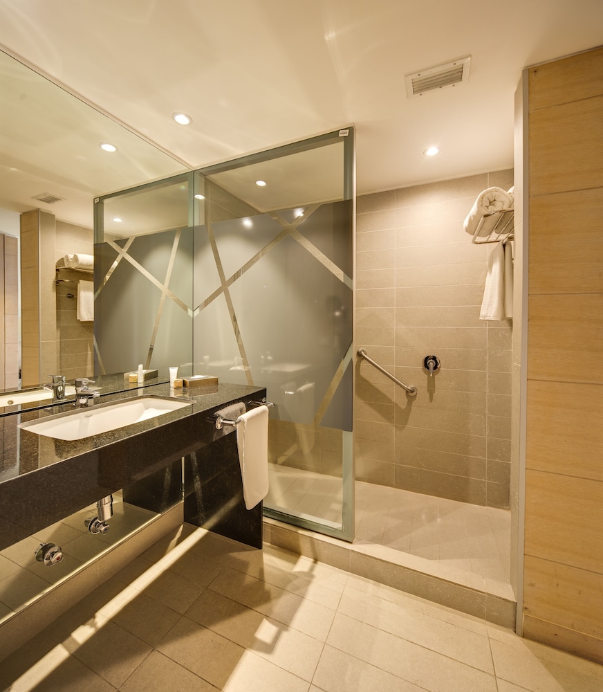 Imagen de la habitación del Hotel Wyndham Concepcion Pettra. Foto 17