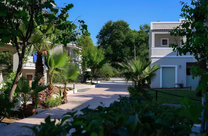 Imagen de los interiores del Hotel Wyndham Corfu Acharavi. Foto 8