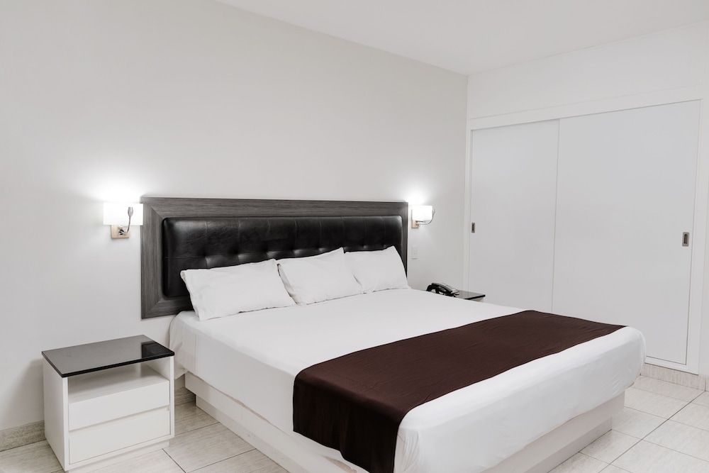 Imagen de la habitación del Hotel Wyndham Costa Del Sol Tumbes. Foto 9