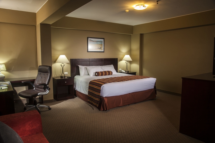Imagen de la habitación del Hotel Wyndham Cusco Saqsayhuaman. Foto 11