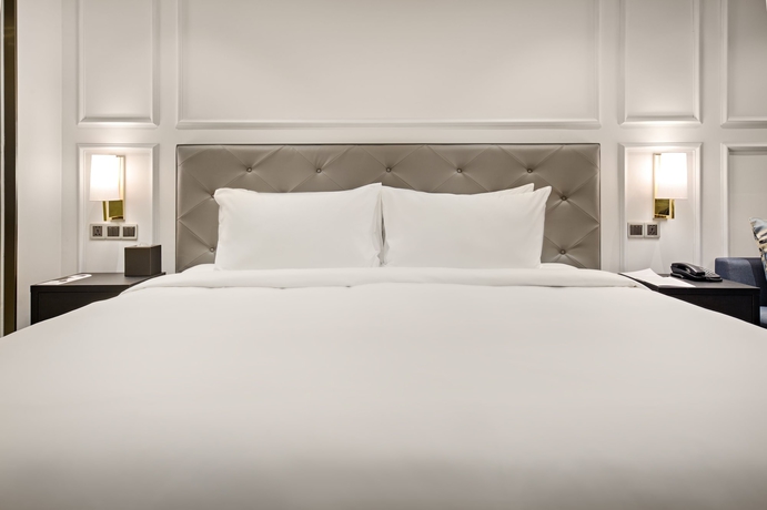 Imagen de la habitación del Hotel Wyndham Danang Golden Bay. Foto 13