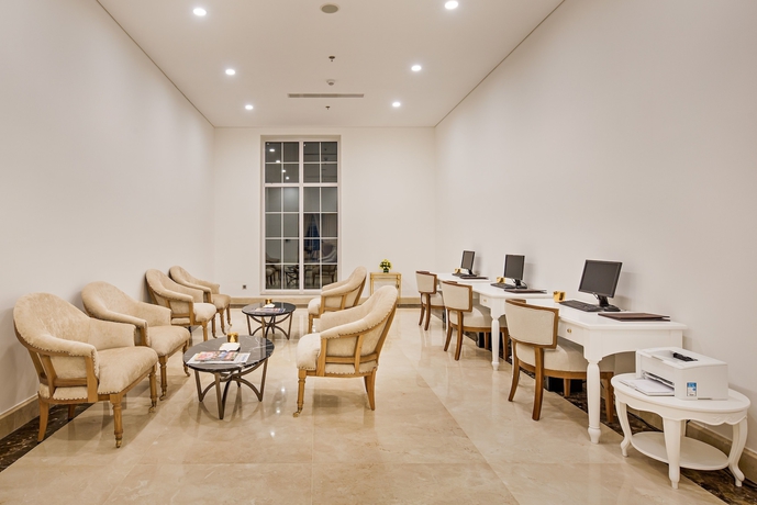 Imagen de los interiores del Hotel Wyndham Danang Golden Bay. Foto 19