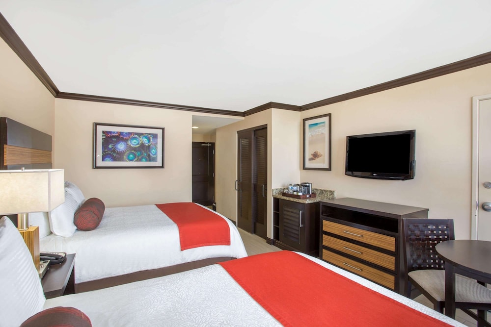 Imagen de la habitación del Hotel Wyndham Deerfield Beach Resort. Foto 17
