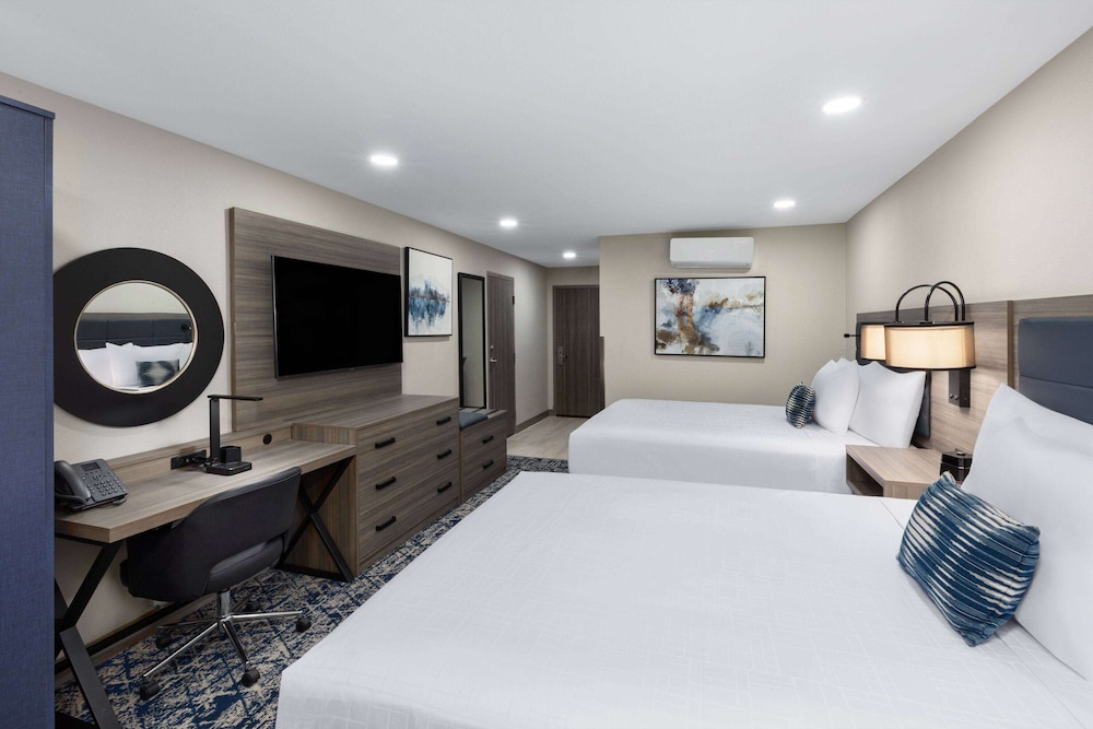 Imagen de la habitación del Hotel Wyndham Dfw Airport. Foto 5