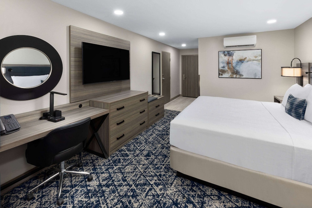 Imagen de la habitación del Hotel Wyndham Dfw Airport. Foto 10