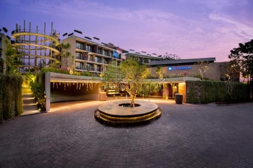 Imagen general del Hotel Wyndham Dreamland Resort Bali. Foto 4