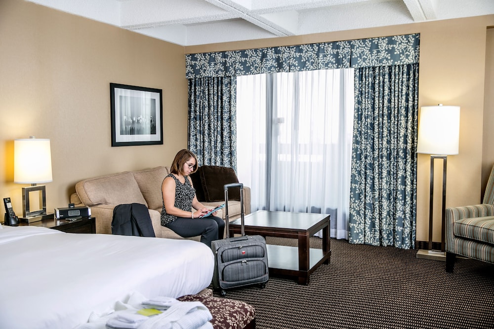 Imagen de la habitación del Hotel Wyndham Edmonton and Conference Centre. Foto 8