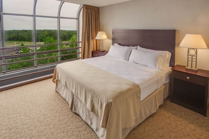 Imagen de los interiores del Hotel Wyndham Executive Center Columbia. Foto 11
