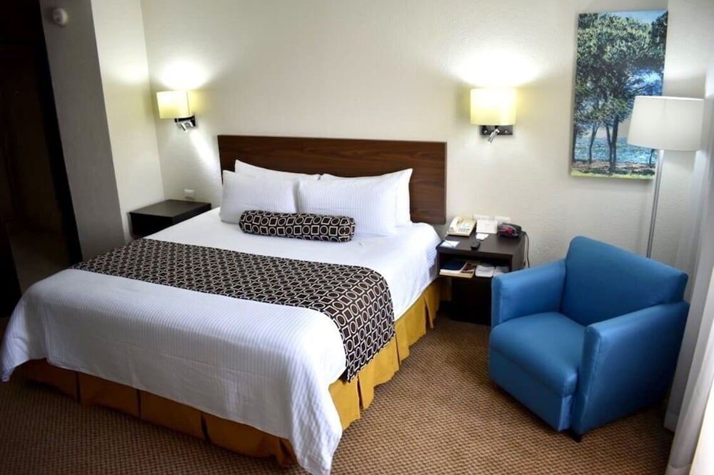 Imagen de la habitación del Hotel Wyndham Executivo Culiacan. Foto 9