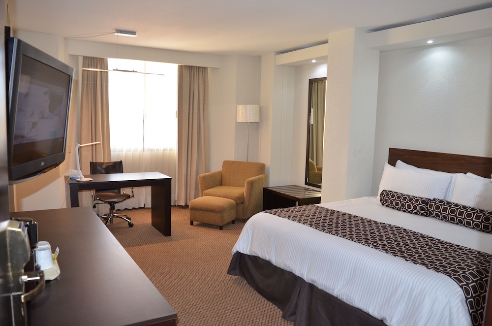 Imagen de la habitación del Hotel Wyndham Executivo Culiacan. Foto 12