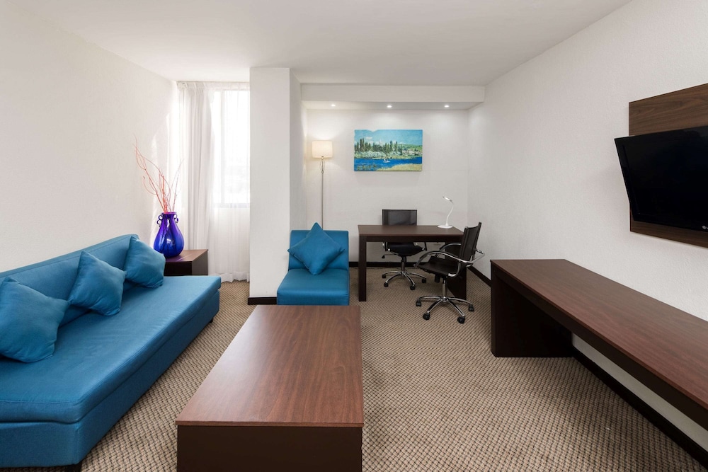 Imagen de la habitación del Hotel Wyndham Executivo Culiacan. Foto 14