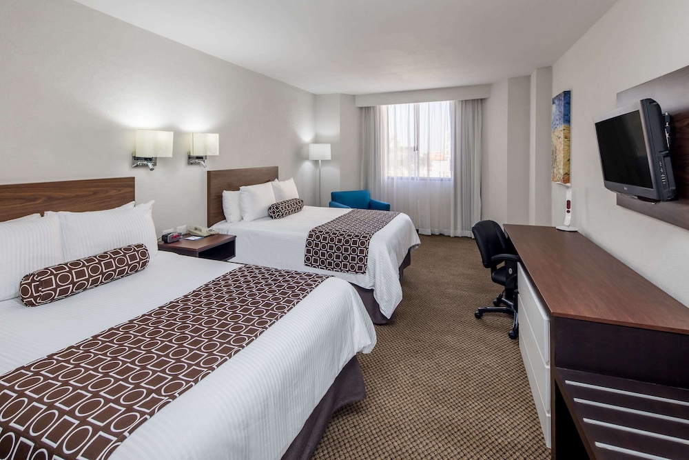 Imagen de la habitación del Hotel Wyndham Executivo Culiacan. Foto 15