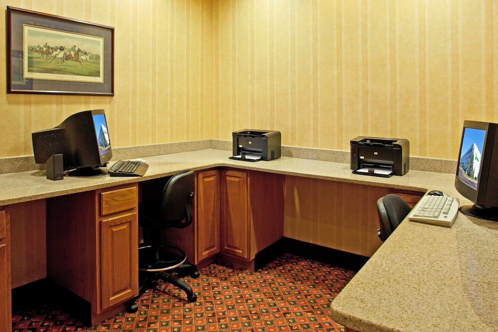 Imagen general del Hotel Wyndham Flint MI Grand Blanc Bishop Airport Conference Ct. Foto 1