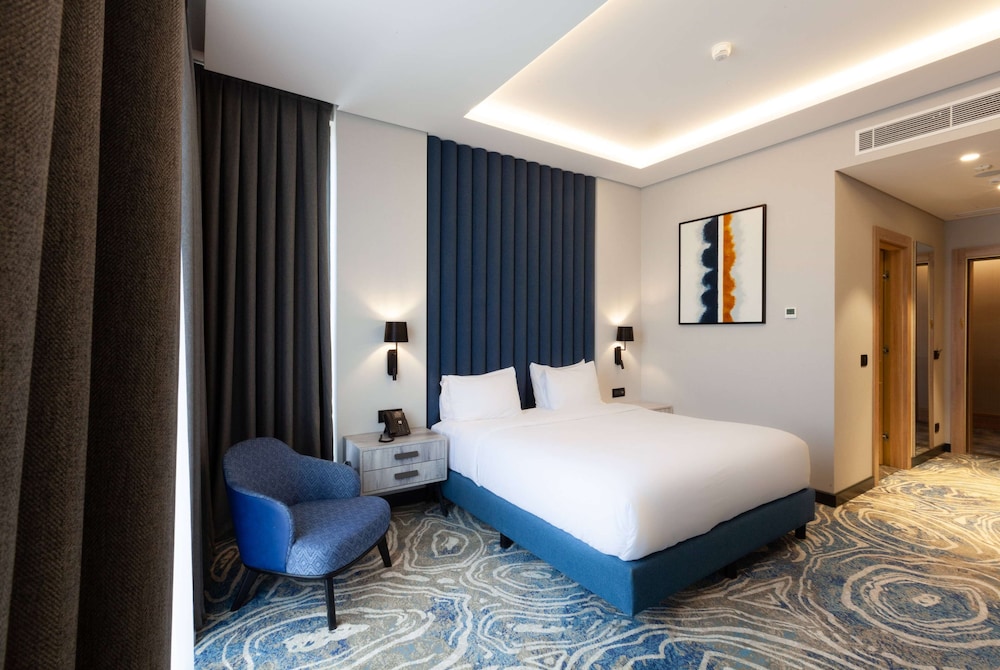 Imagen de la habitación del Hotel Wyndham Garden Baku. Foto 17
