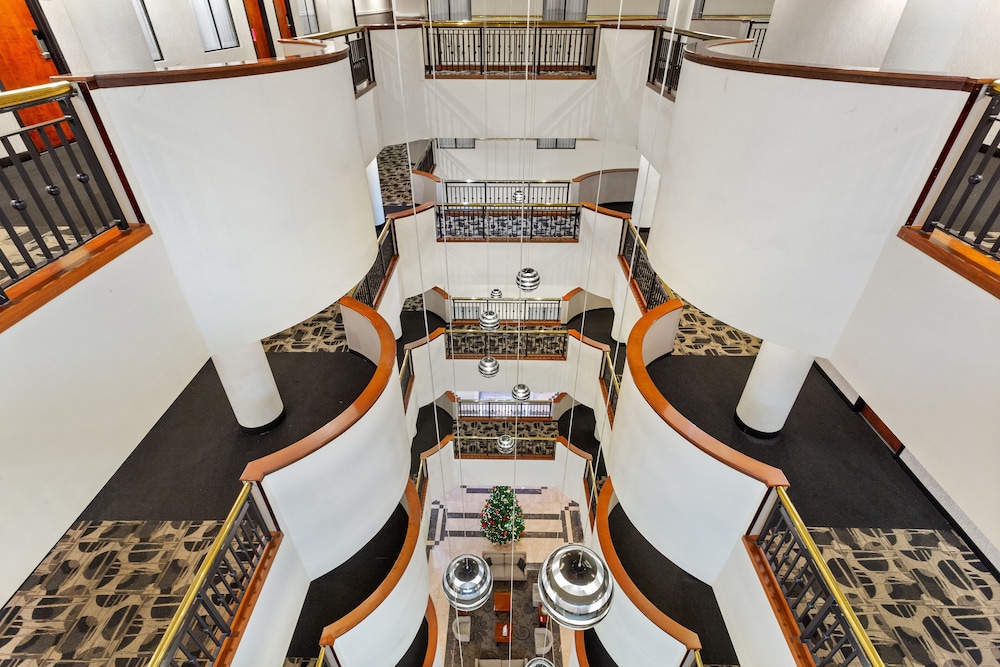 Imagen de los interiores del Hotel Wyndham Garden Baronne Plaza New Orleans. Foto 13