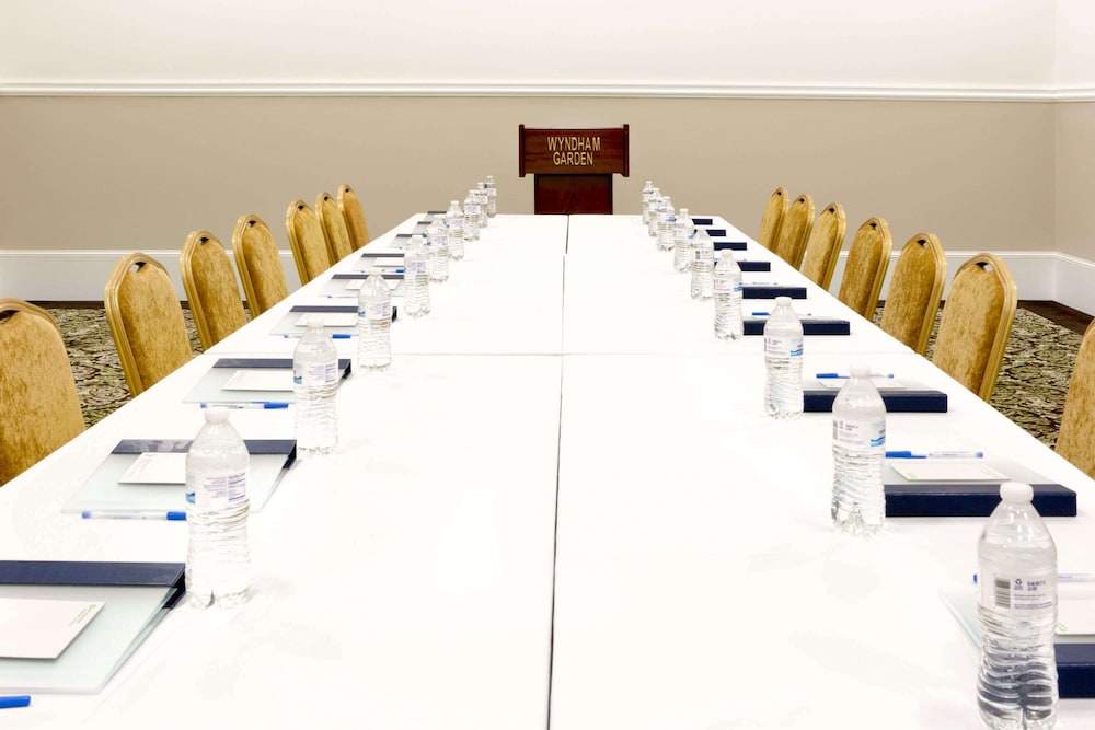 Imagen de los interiores del Hotel Wyndham Garden Baronne Plaza New Orleans. Foto 16