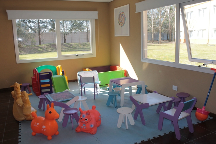 Imagen de los interiores del Hotel Wyndham Garden Campana. Foto 14