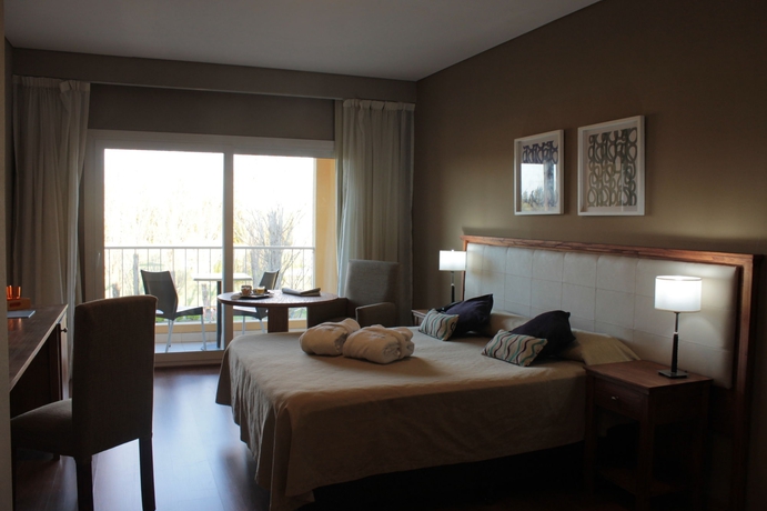 Imagen de la habitación del Hotel Wyndham Garden Campana. Foto 12