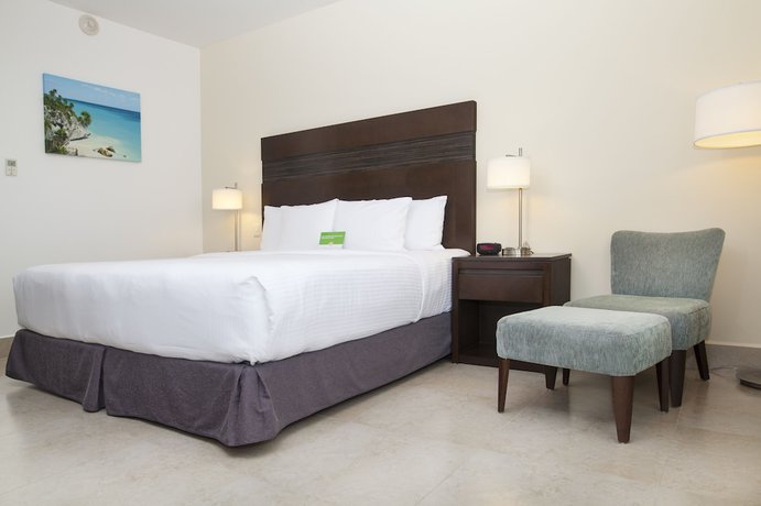 Imagen de la habitación del Hotel Wyndham Garden Cancun Downtown. Foto 4