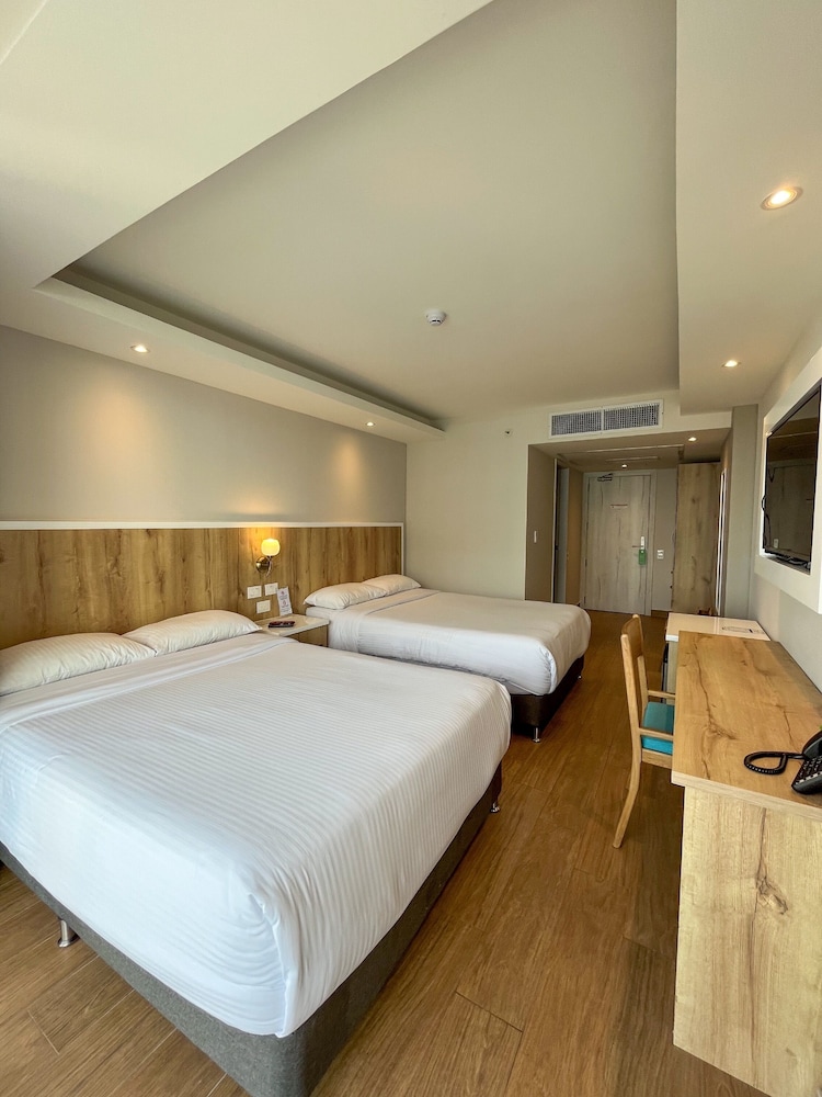 Imagen de la habitación del Hotel Wyndham Garden Cartagena. Foto 12