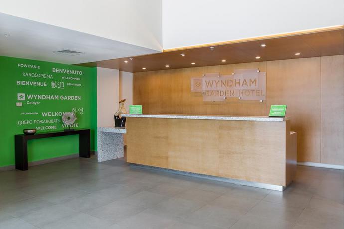 Imagen de los interiores del Hotel Wyndham Garden Celaya. Foto 21