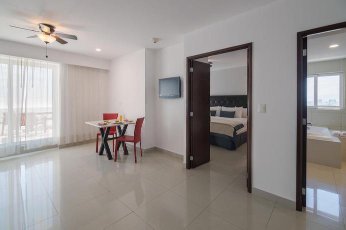 Imagen de la habitación del Hotel Wyndham Garden Celaya. Foto 9