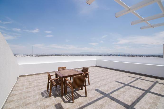 Imagen de los exteriores del Hotel Wyndham Garden Celaya. Foto 17