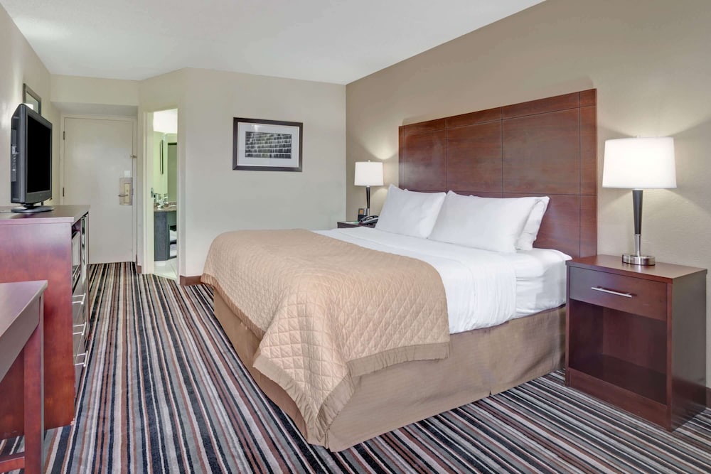 Imagen de la habitación del Hotel Wyndham Garden Charlotte Airport Southeast. Foto 9