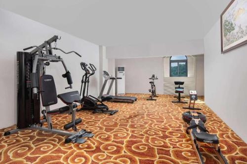 Imagen general del Hotel Wyndham Garden Chengdu Huashuiwan. Foto 10