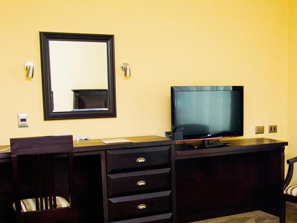 Imagen de la habitación del Hotel Wyndham Garden Concepcion. Foto 9