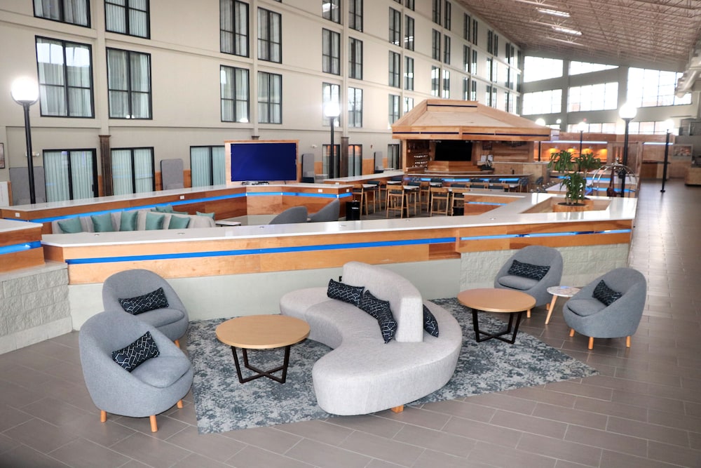 Imagen de los interiores del Hotel Wyndham Garden Conference Center Champaign/Urbana. Foto 16