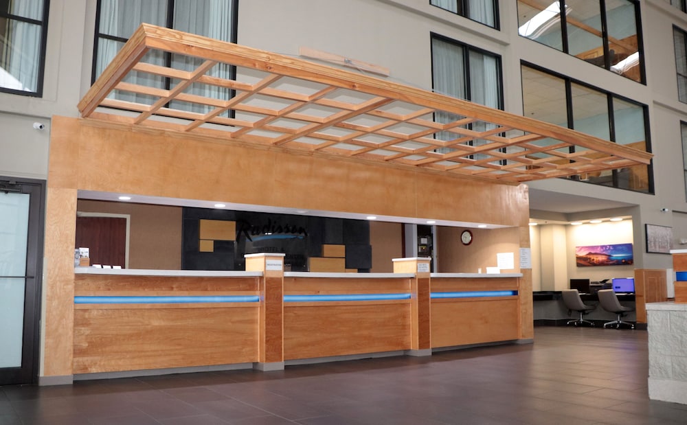 Imagen de los interiores del Hotel Wyndham Garden Conference Center Champaign/Urbana. Foto 17