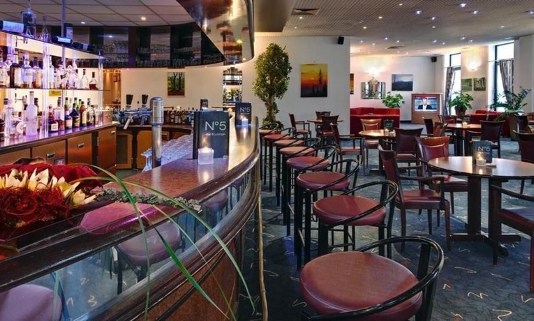 Imagen del bar/restaurante del Hotel Wyndham Garden Düsseldorf Mettmann. Foto 6