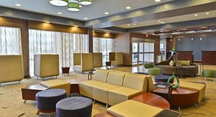 Imagen de los interiores del Hotel Wyndham Garden Elk Grove Village/o'hare. Foto 14