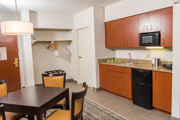 Imagen de la habitación del Hotel Wyndham Garden Erie. Foto 14
