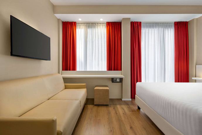 Imagen de la habitación del Hotel Wyndham Garden Florence. Foto 2