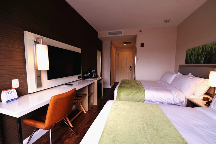 Imagen de la habitación del Hotel Wyndham Garden Fresh Meadows Flushing. Foto 7